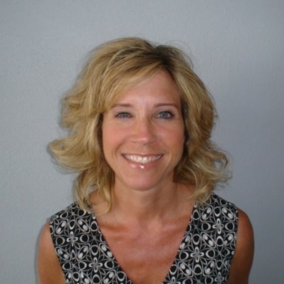 Meet the Posher - Picture 2 of 5